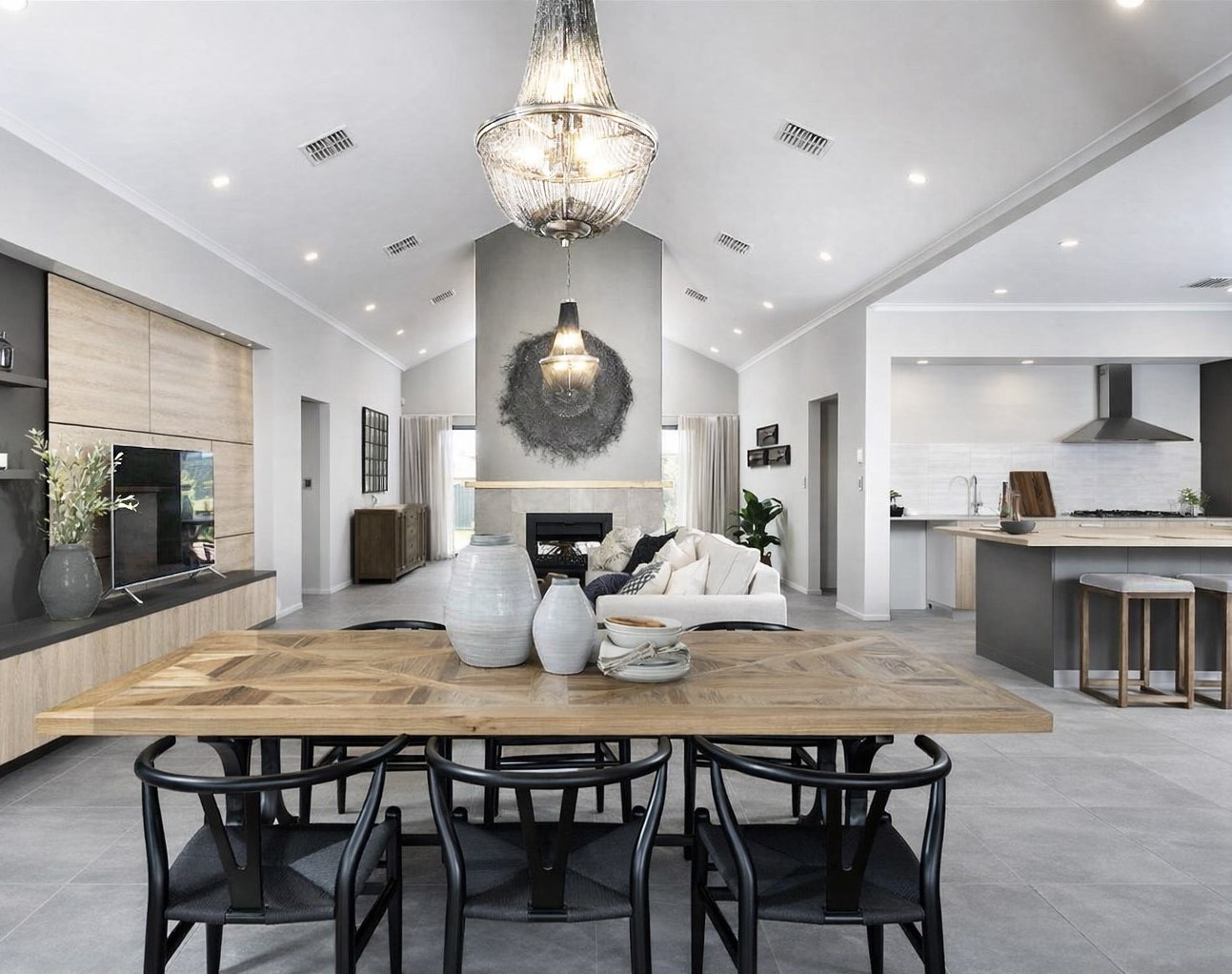 .בתי יוקרה למכירה במושב בעמק חפר 